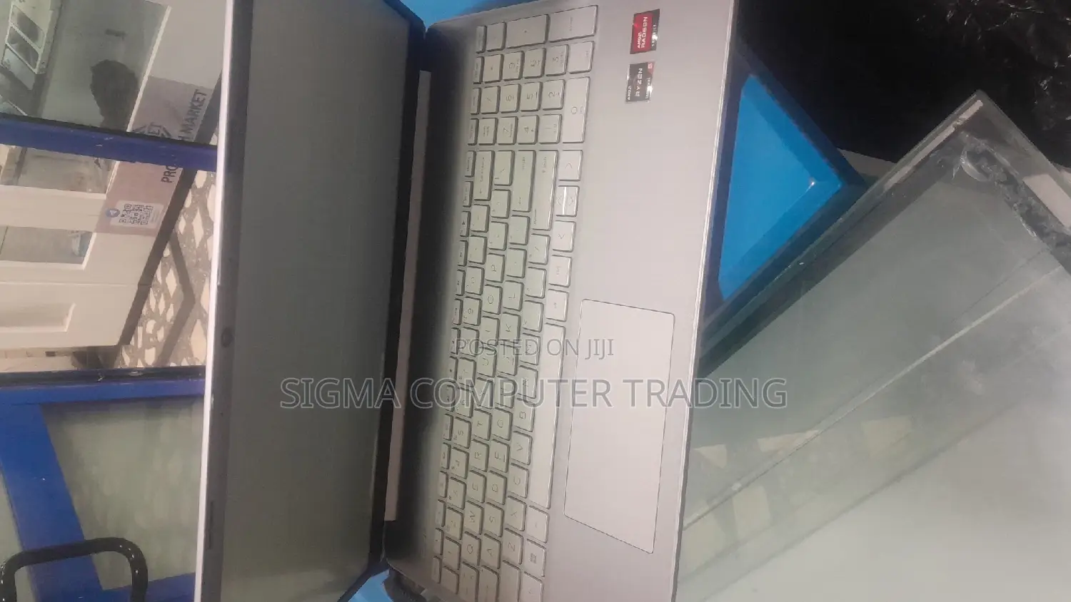 New Laptop HP Stream Notebook 8GB AMD Ryzen 5 SSD 512GB