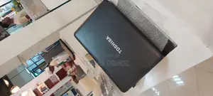 New Laptop Toshiba Satellite C55 4GB Intel Core I3 HDD 1T