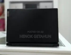 New Laptop Lenovo V15 8GB AMD Ryzen 3 SSD 256GB