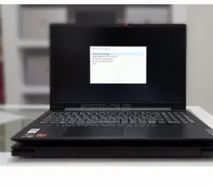 New Laptop Lenovo V15 8GB AMD Ryzen 3 SSD 256GB