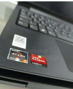 New Laptop Lenovo V15 8GB AMD Ryzen 3 SSD 256GB