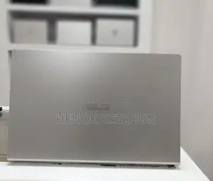 New Laptop Asus VivoBook 15 X505BA 8GB Intel Core I5 SSD 512GB