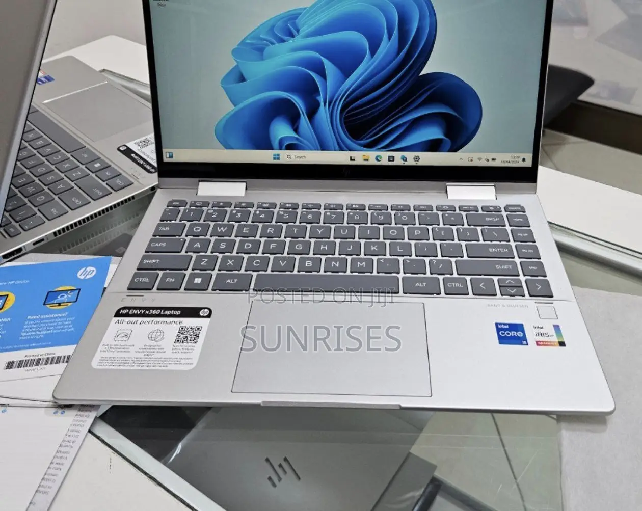 New Laptop HP Envy X360 8GB Intel Core I5 SSD 512GB