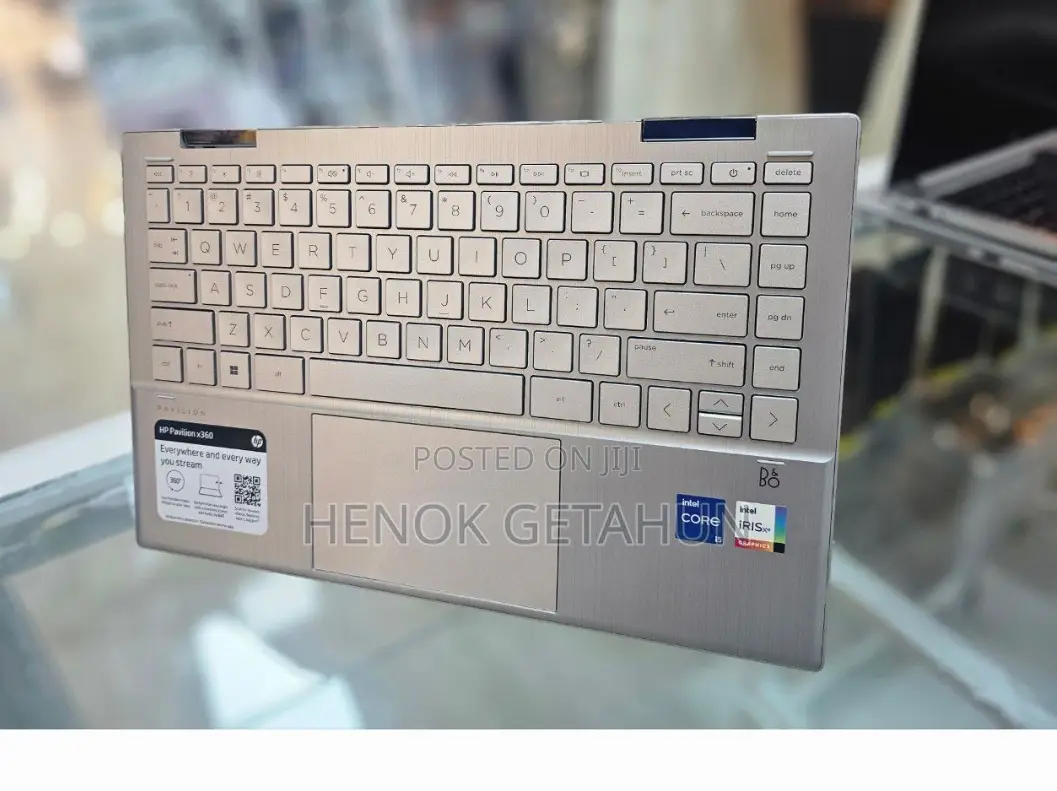 New Laptop HP Envy X360 8GB Intel Core I5 SSD 512GB