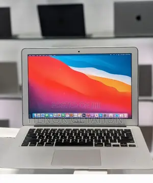 New Laptop Apple MacBook Air 2014 8GB Intel Core I7 SSD 256GB