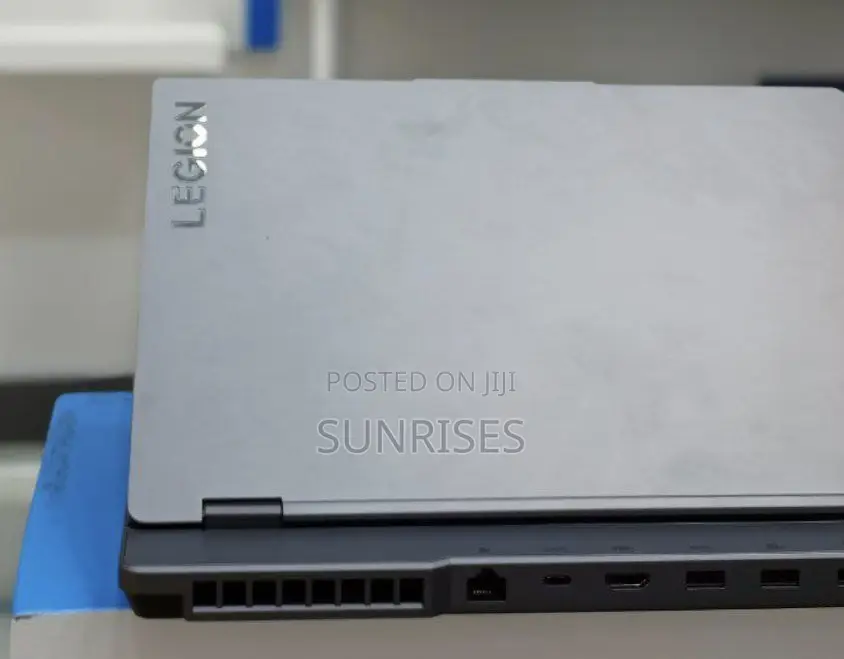New Laptop Lenovo Legion 5 16GB AMD Ryzen 7 SSD 512GB