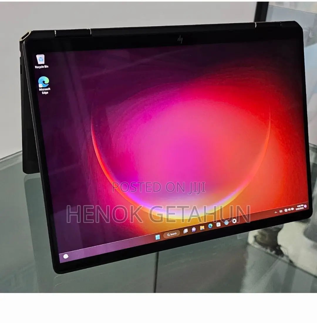 New Laptop HP Spectre 16GB Intel Core I7 SSD 1T