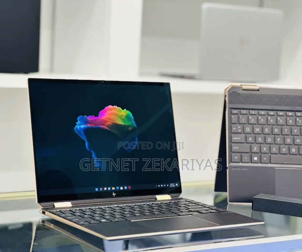 New Laptop HP Spectra 13 16GB Intel Core I7 SSD 1T
