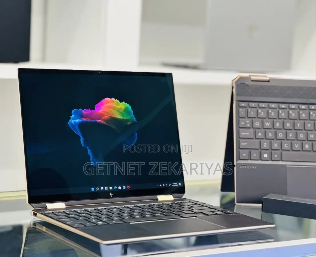 New Laptop HP Spectra 13 16GB Intel Core I7 SSD 1T