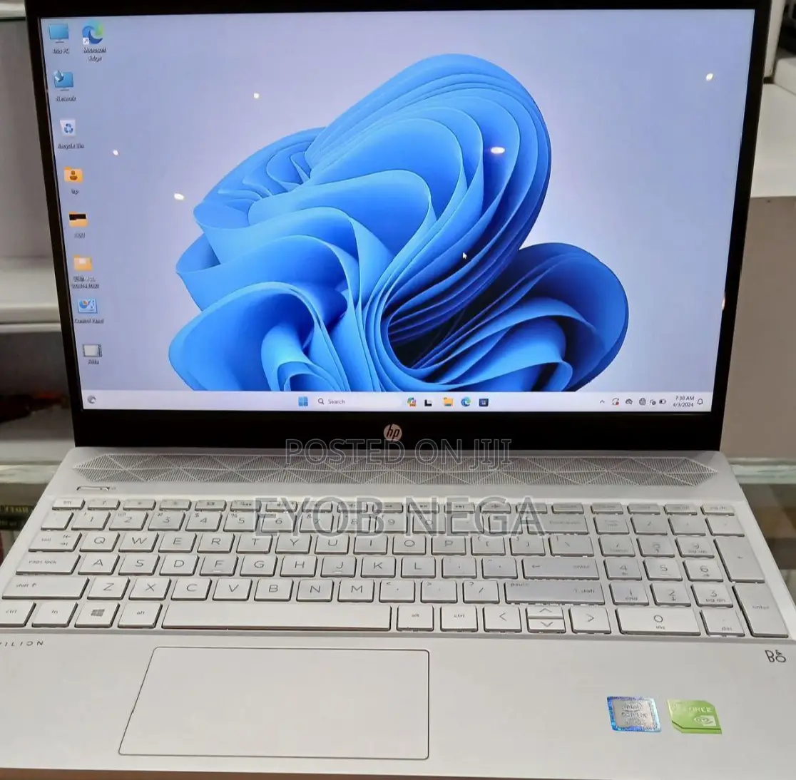 New Laptop HP Pavilion 15 8GB Intel Core I5 SSD 640GB