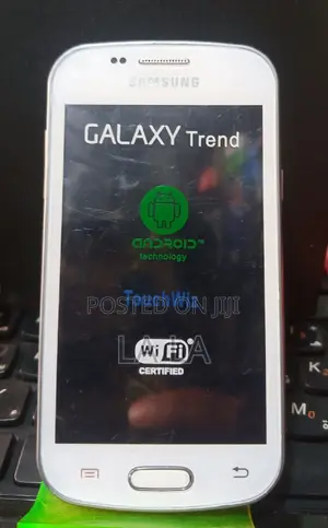 Photo - Samsung Galaxy S Duos S7562 4 GB White