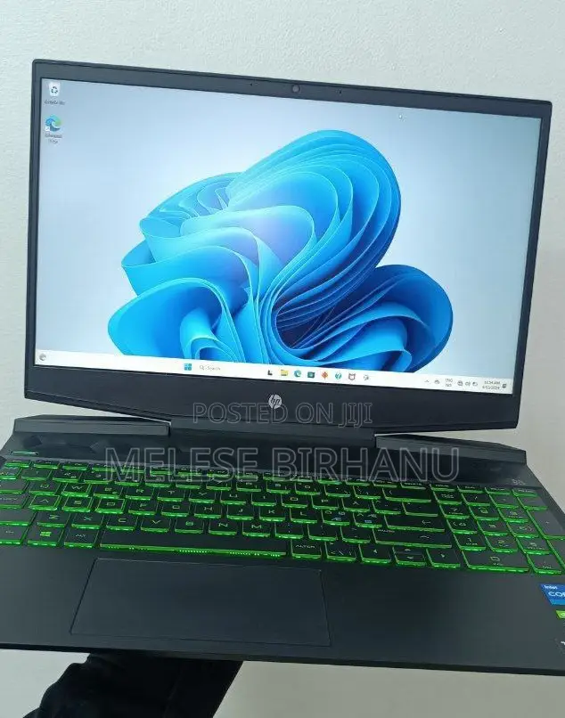 New Laptop HP Pavilion 15 8GB Intel Core I5 SSD 512GB