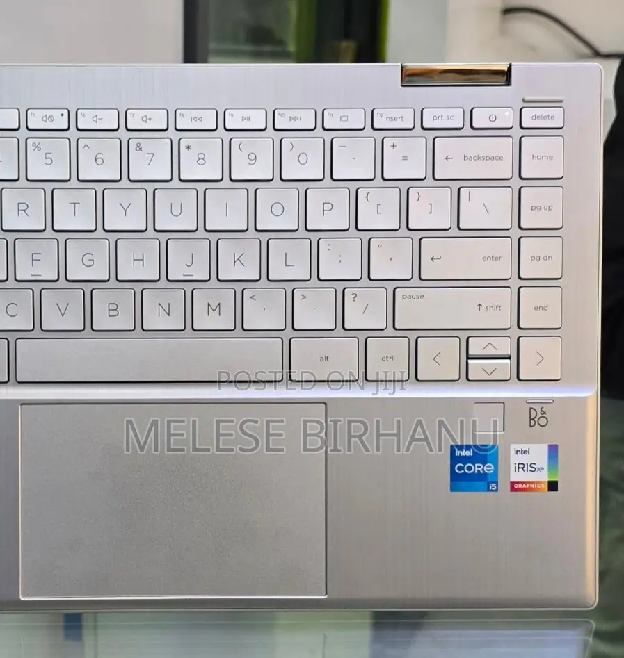 New Laptop HP Pavilion X360 8GB Intel Core I5 SSD 512GB