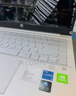 New Laptop HP Pavilion 15 8GB Intel Core I5 SSD 512GB