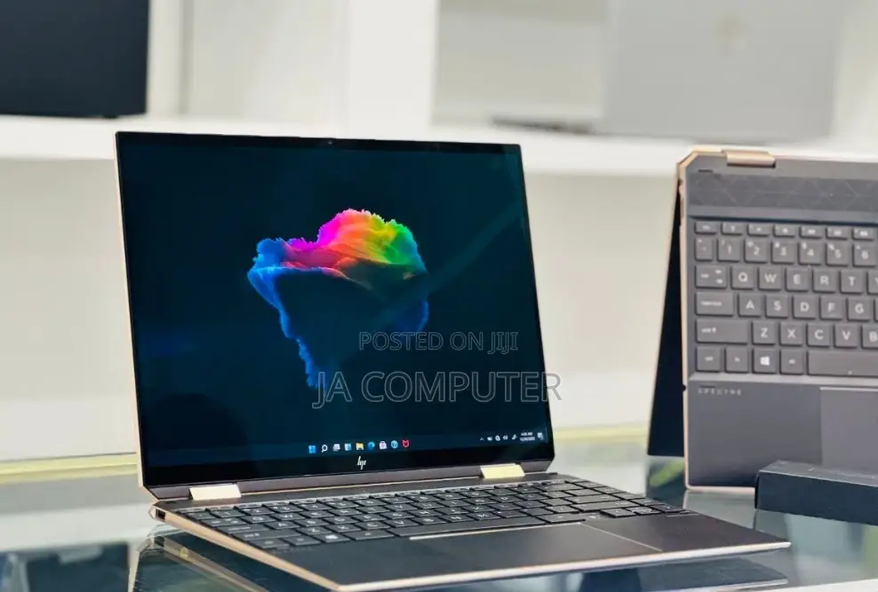 New Laptop HP Spectre 16GB Intel Core I5 SSD 1T