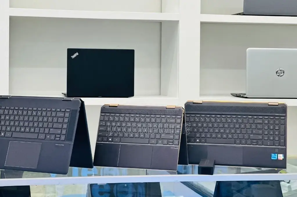 New Laptop HP Spectre 16GB Intel Core I5 SSD 1T