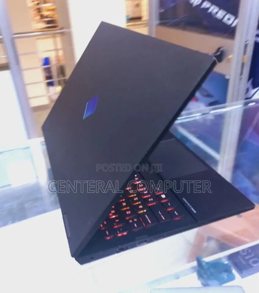 New Laptop HP Omen 15 24GB Intel Core I7 SSD 512GB