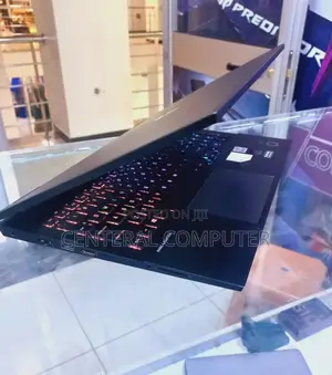 New Laptop HP Omen 15 24GB Intel Core I7 SSD 512GB