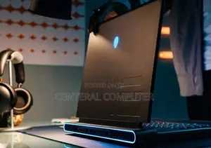 New Laptop Alienware M17x R2 24GB Intel Core I7 SSD 1T