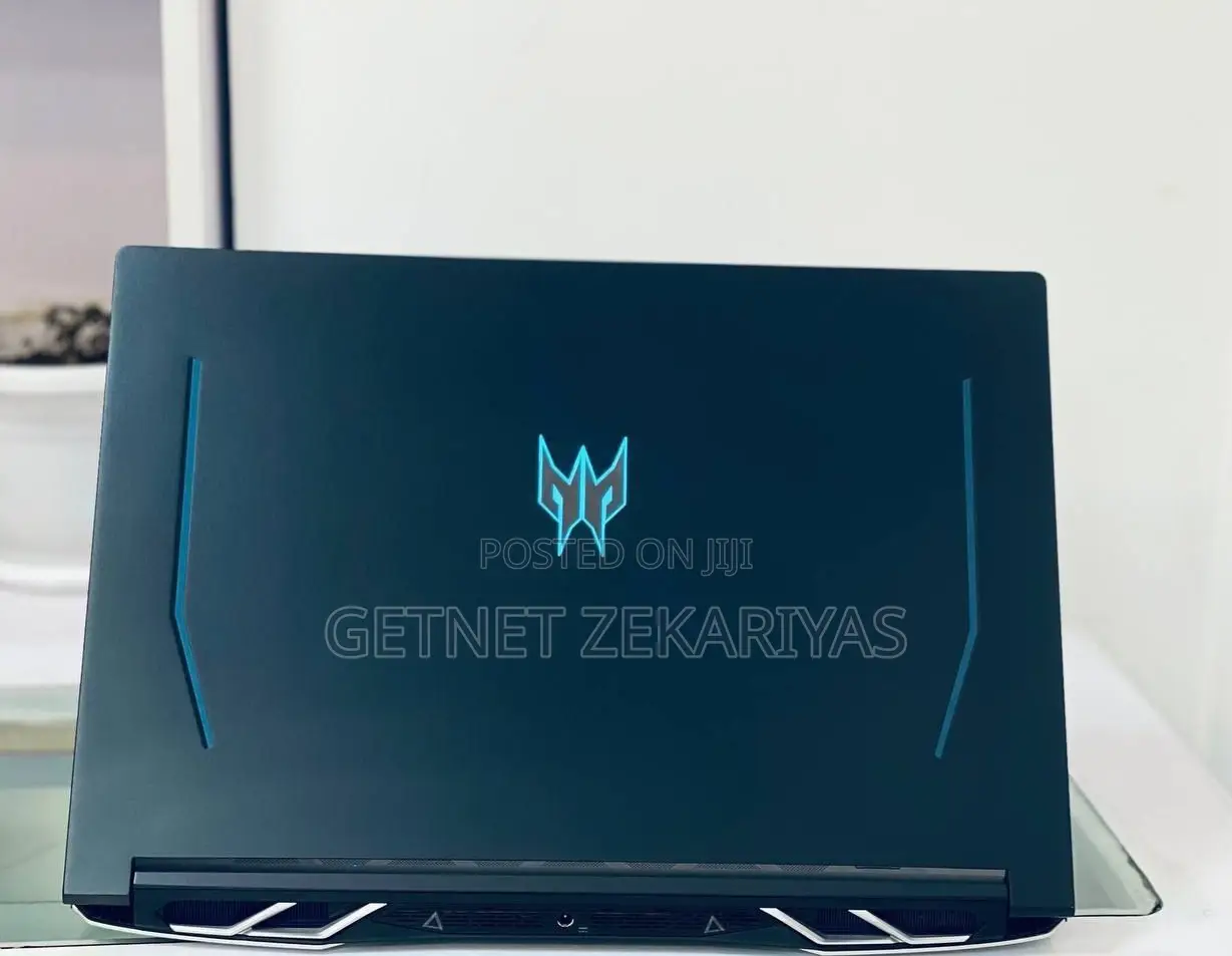 New Laptop Acer Predator Helios 300 16GB Intel Core I9 SSD 512GB