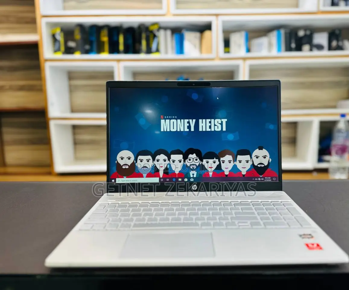 New Laptop HP Pavilion 15 8GB AMD Ryzen 3 HDD+SSD 128GB