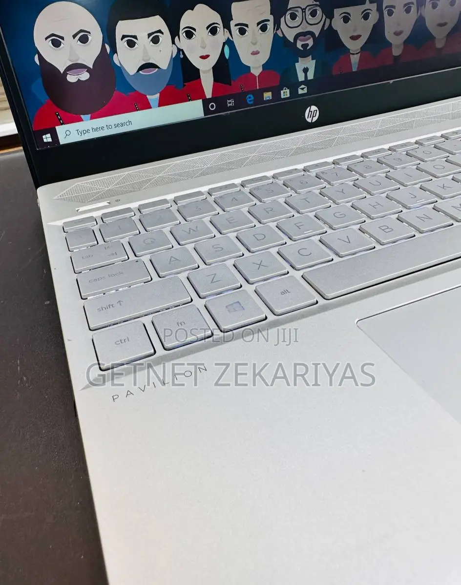 New Laptop HP Pavilion 15 8GB AMD Ryzen 3 HDD+SSD 128GB