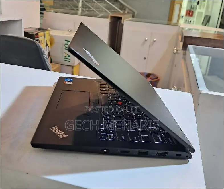 New Laptop Lenovo ThinkPad X131e 16GB Intel Core I5 SSD 512GB