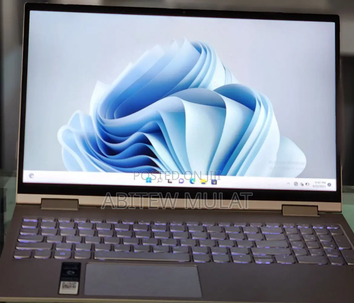 New Laptop Lenovo Yoga C930 12GB Intel Core I7 SSD 512GB