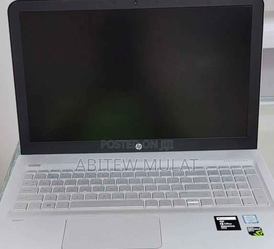 New Laptop HP Envy 15 8GB Intel Core I5 HDD+SSD 500GB