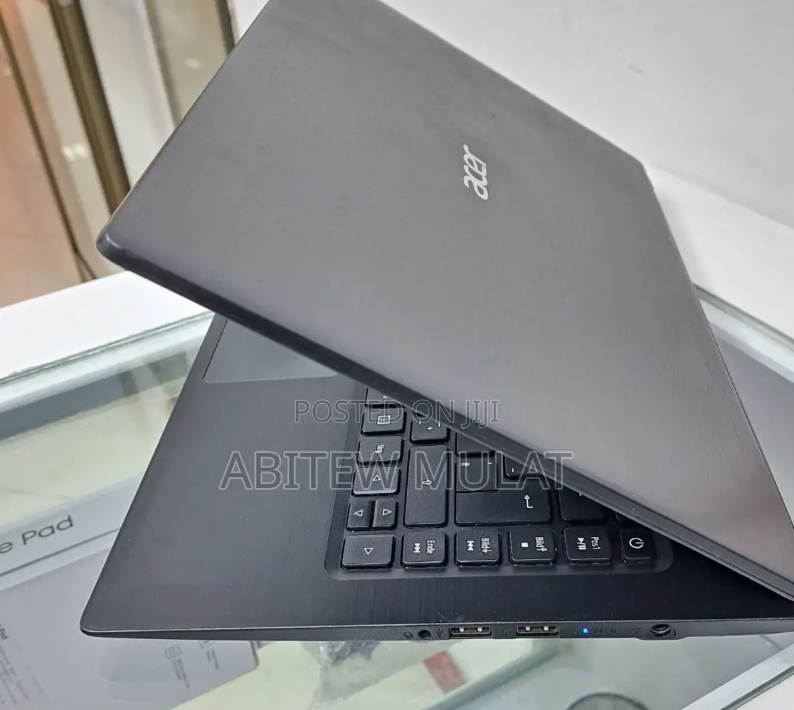 New Laptop Acer Aspire 1 A114-32 4GB Intel Core 2 Quad SSD 60GB