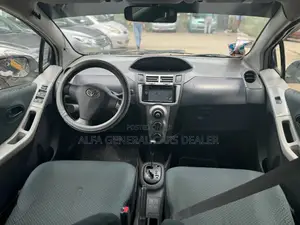 Toyota Yaris 2007 Silver