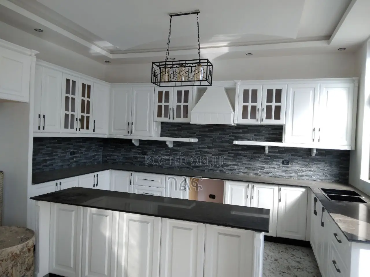 9bdrm House in አያት ኮምፓውንድ በግል የተሰራ, Bole for sale