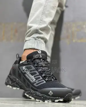 Columbia Montrial Hiking Comfort Shoe