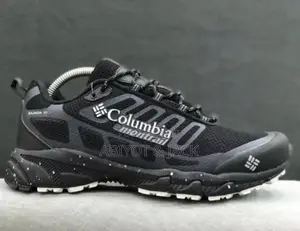 Columbia Montrial Hiking Comfort Shoe