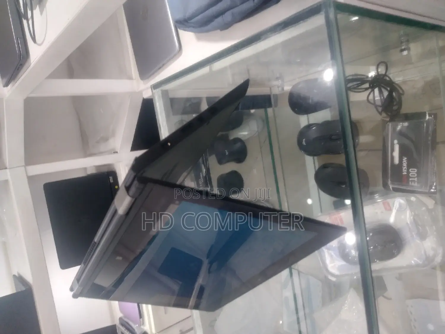 New Laptop Lenovo Yoga 260 8GB Intel Core I5 SSD 512GB