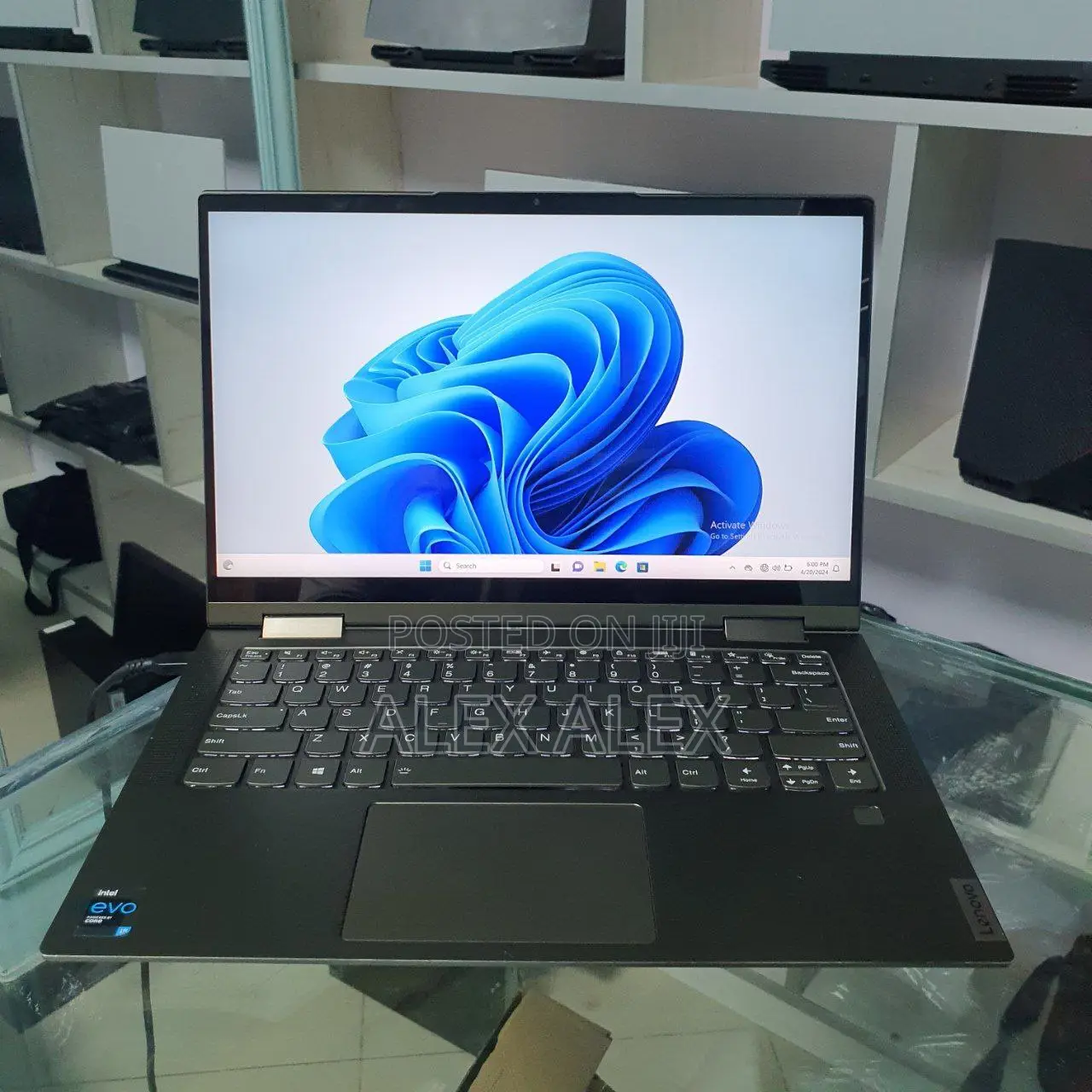 New Laptop Lenovo Yoga C930 12GB Intel Core I7 SSD 512GB