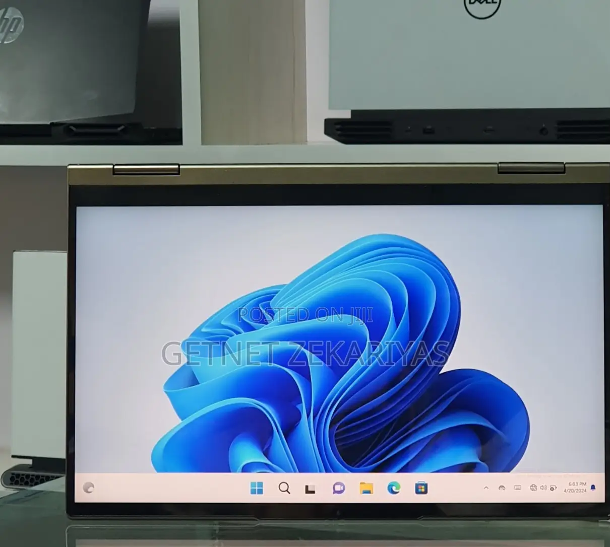 New Laptop Lenovo Yoga 710 12GB Intel Core I5 SSD 512GB