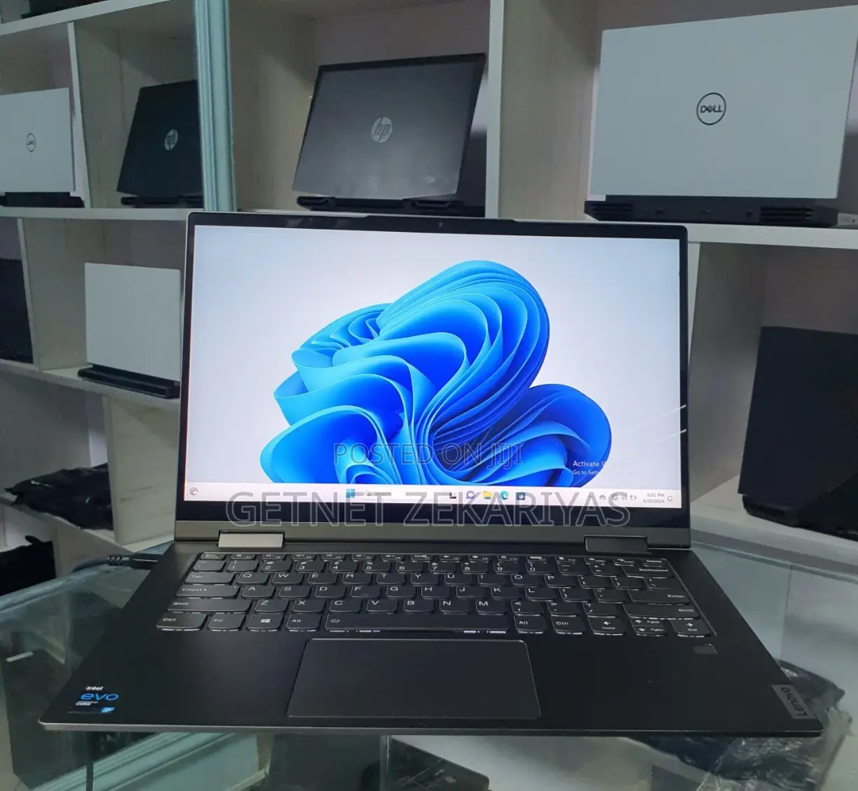 New Laptop Lenovo Yoga 710 12GB Intel Core I5 SSD 512GB