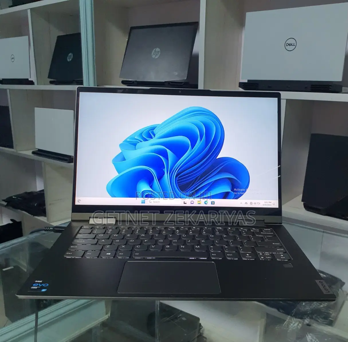 New Laptop Lenovo Yoga 710 12GB Intel Core I5 SSD 512GB