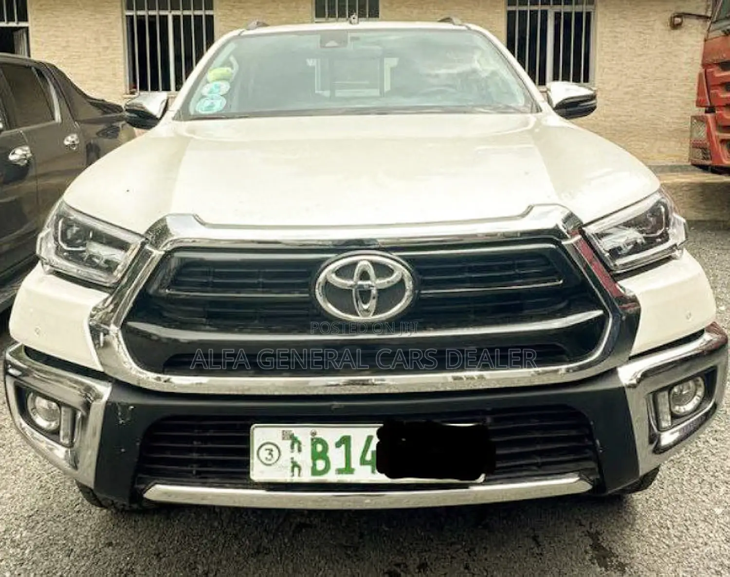 Toyota Hilux 2020 White