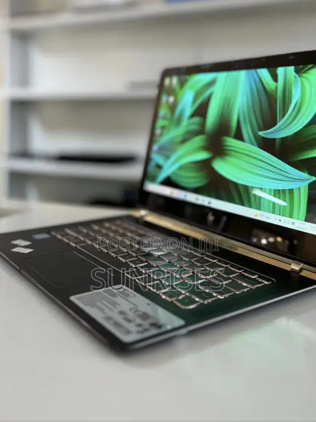 New Laptop HP Spectre 14 16GB Intel Core I7 SSD 512GB