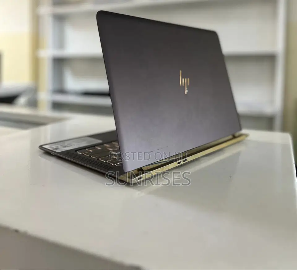 New Laptop HP Spectre 14 16GB Intel Core I7 SSD 512GB