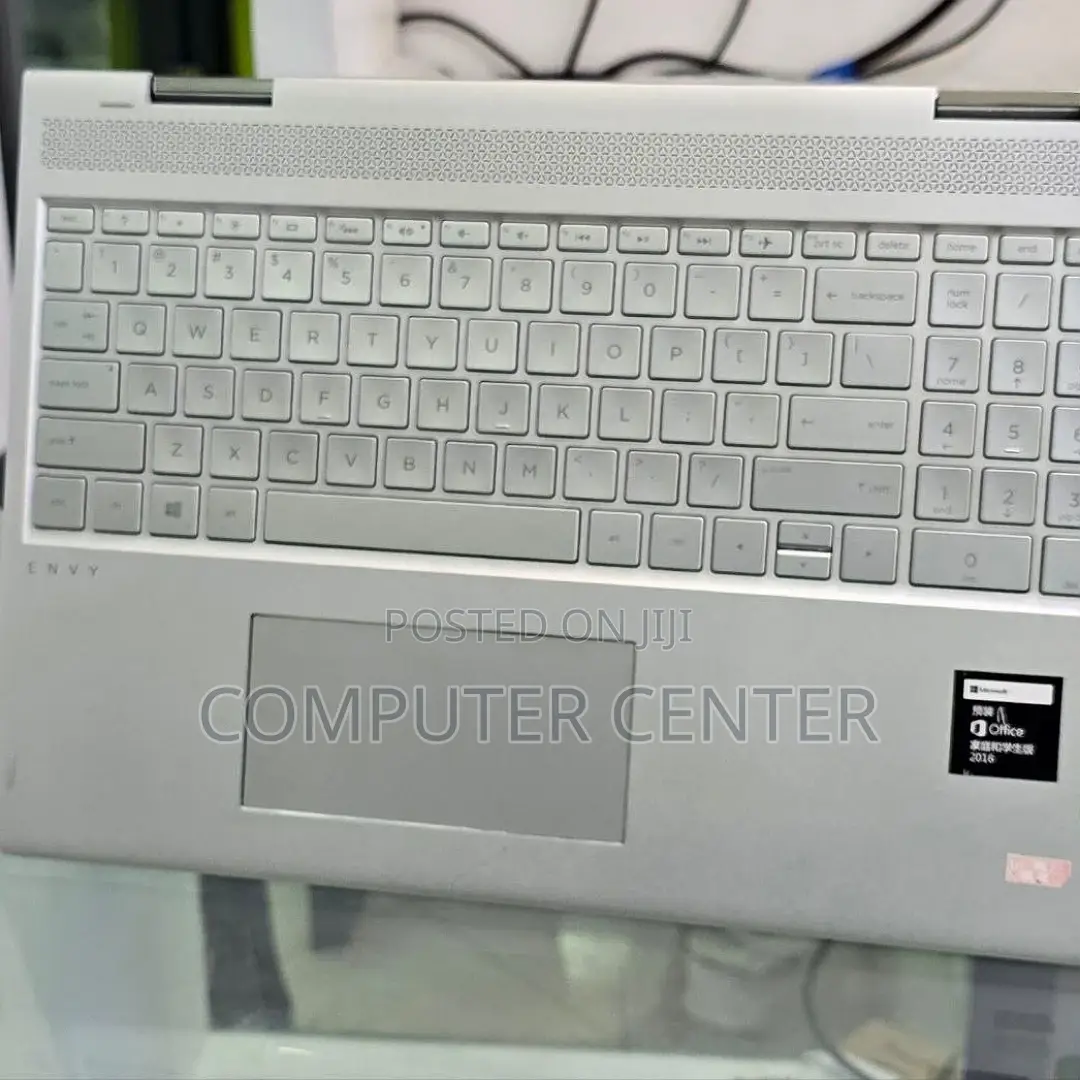 New Laptop HP Envy X360 20GB Intel Core I7 SSD 512GB