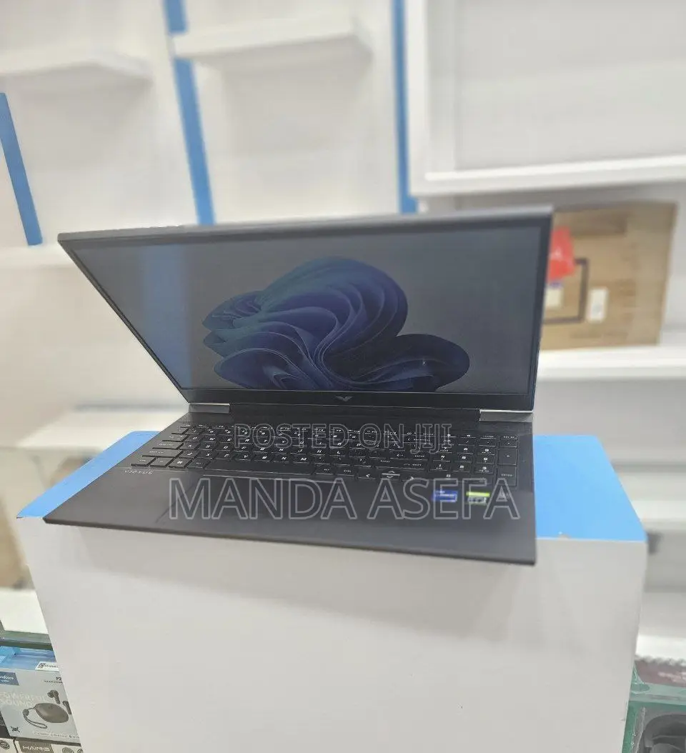 New Laptop HP Victus 16 16GB Intel Core I7 SSD 512GB