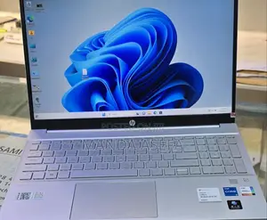 New Laptop HP Pavilion 15 8GB Intel Core I5 SSD 512GB