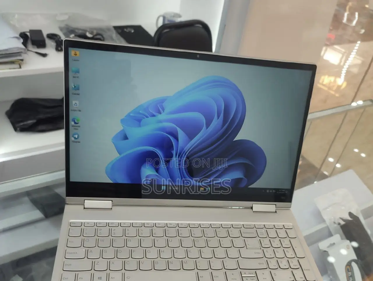 New Laptop Lenovo Yoga C930 12GB Intel Core I7 SSD 512GB