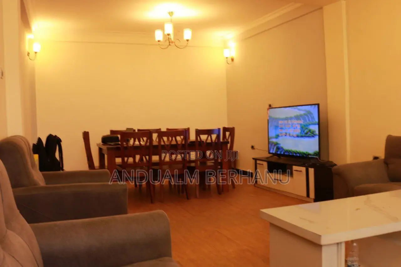 5bdrm Villa in Bole for sale
