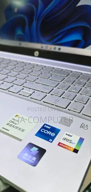 New Laptop HP Pavilion 15 8GB Intel Core I5 SSD 512GB