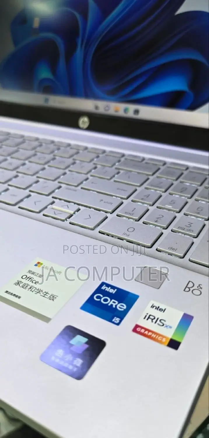 New Laptop HP Pavilion 15 8GB Intel Core I5 SSD 512GB