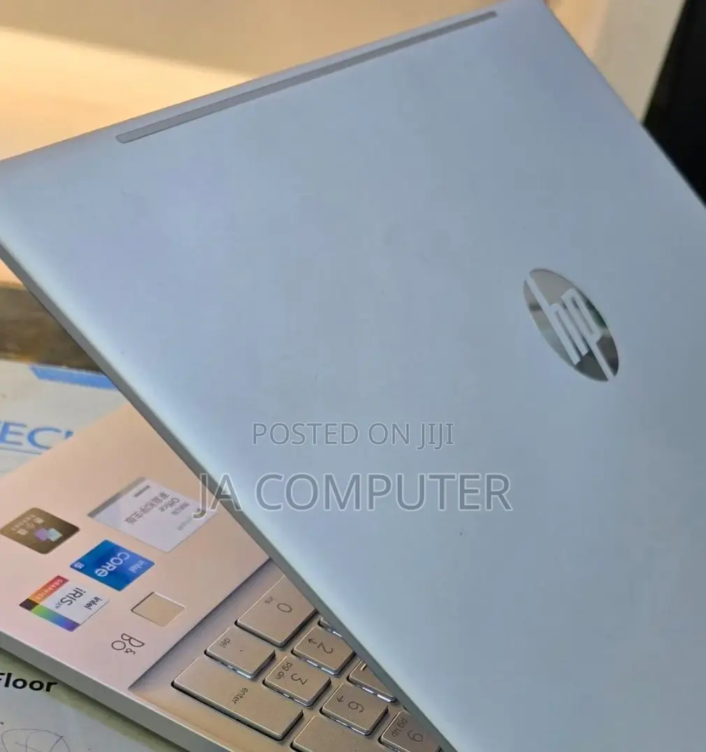 New Laptop HP Pavilion 15 8GB Intel Core I5 SSD 512GB